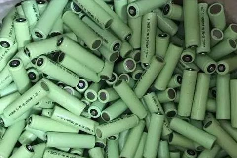 威海专业回收铁锂电池-艾佩斯UPS蓄电池回收